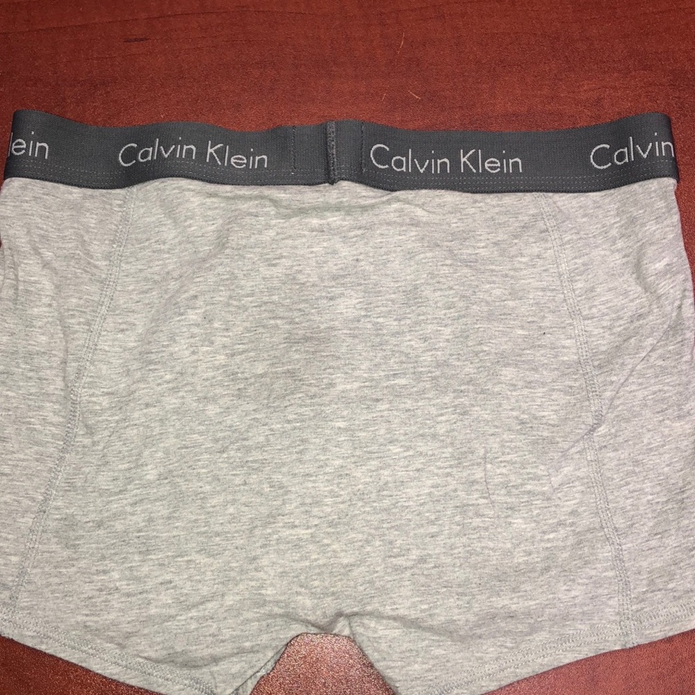 Men’s Calvin Klein Trunk - Picture 2 of 5